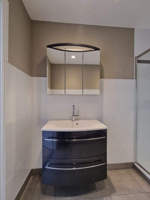 Appartement Frankenslag 90, Den Haag - Te huur