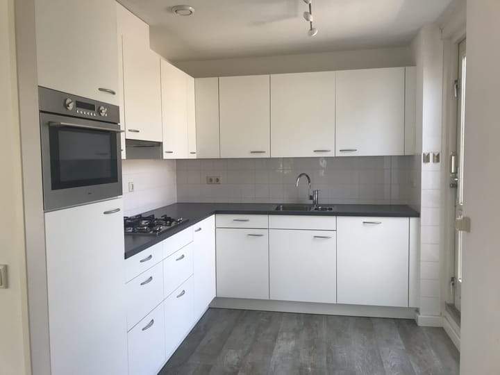 Appartement senior de 3 pièces, Eemnesserweg, Laren - À louer