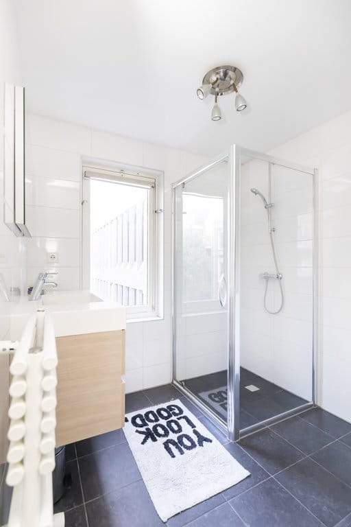 2 Bedroom Apartment Bakkersstraat, Amsterdam - For Rent