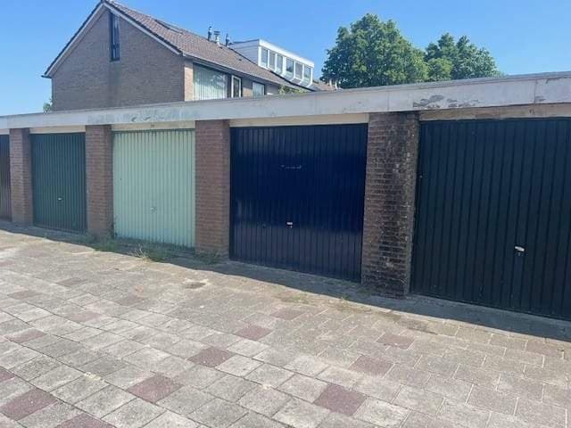 Garage Box Omloop 8, Stadskanaal - Te Huur