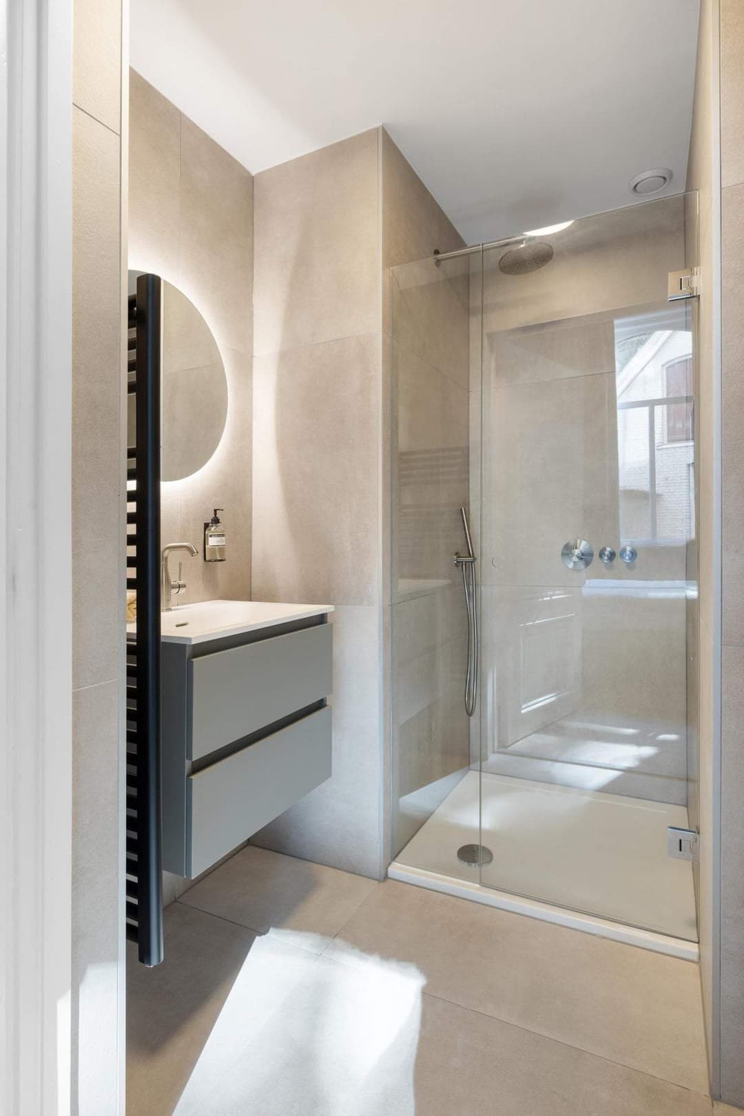 Stationsstraat Plateforme, Tilburg - À Louer