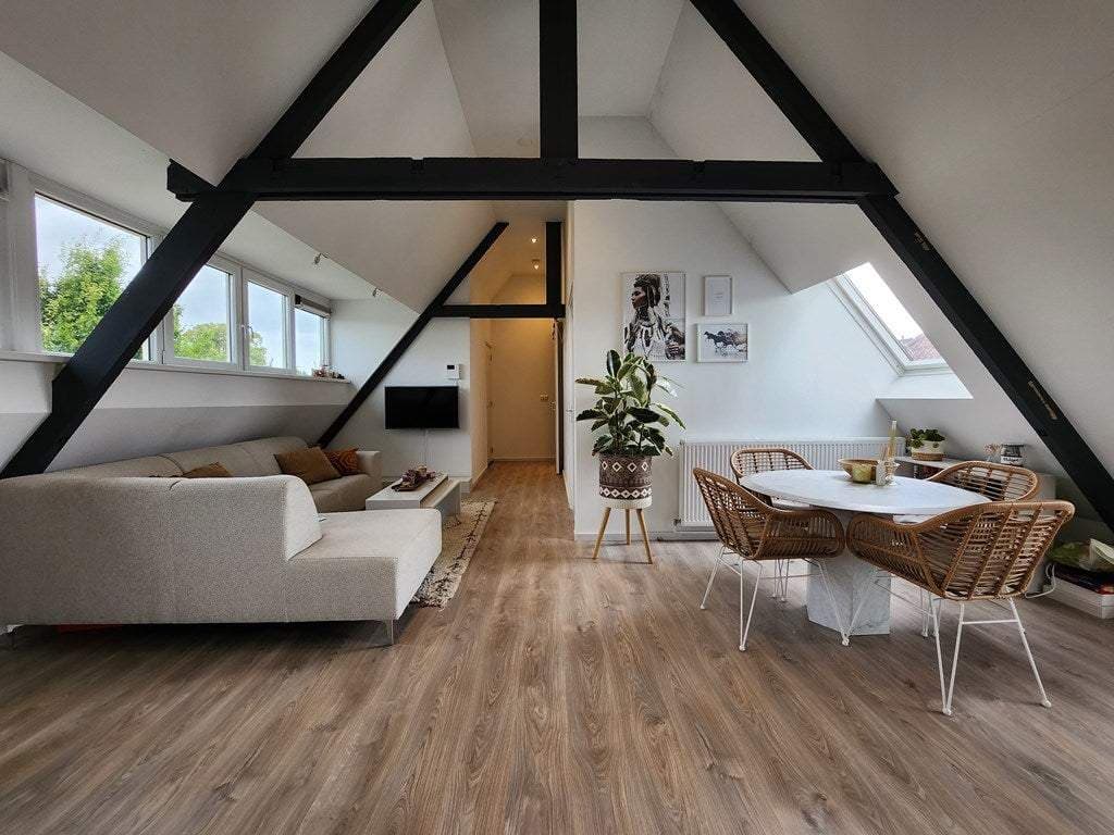 Flat Veldekelaan, Beek - À louer