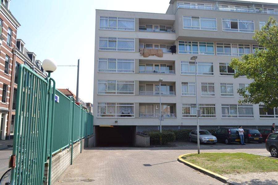 Place de Parking Lage Nieuwstraat 323, La Haye - À Louer