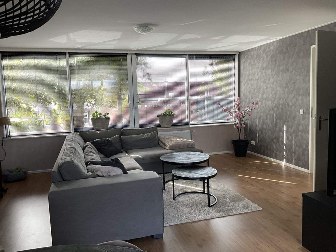 Maisonette Middenhaag, Emmen - À Louer