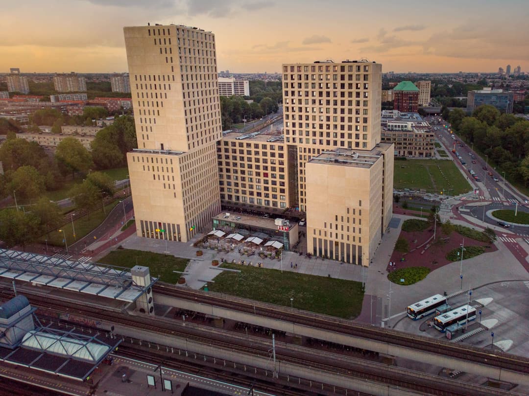 1 Bedroom Apartment in Little Manhattan, Amsterdam - For Rent