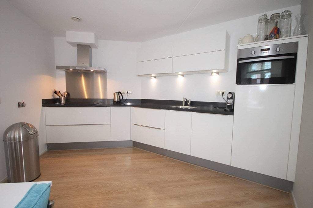 Appartement Muzenplein 68, La Haye - À Louer